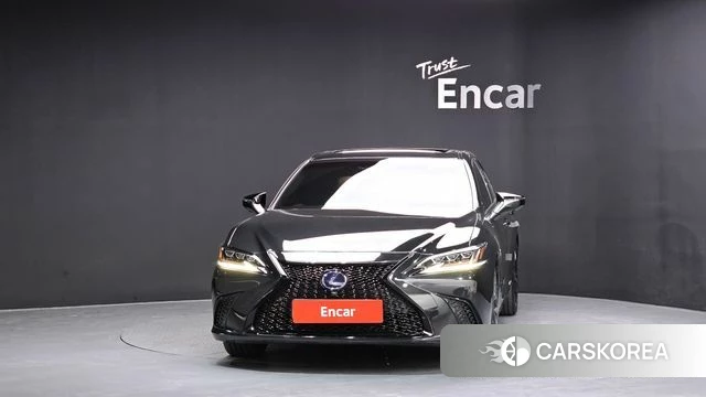 Lexus ES300h 7th generation id 3879038 из Кореи 13