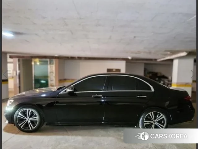 Mercedes-Benz E-Class W213 2022 Черный из Кореи, фото 4
