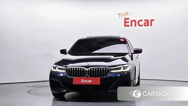 BMW 5 Series (G30) id 3727589 из Кореи 13