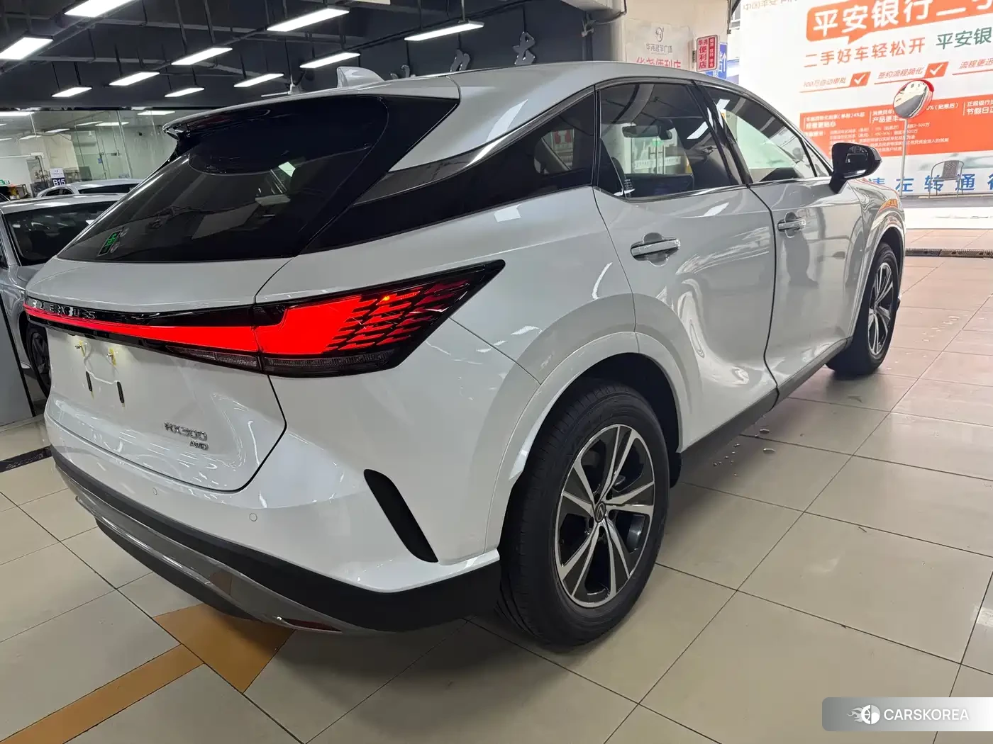 Lexus RX 2026 Белый из Китая, фото 3