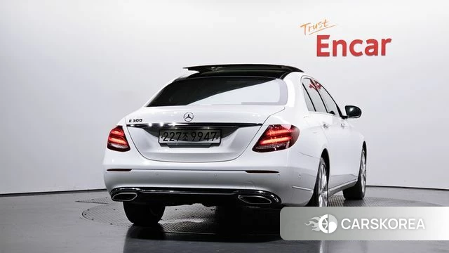 Mercedes-Benz E-Class W213 id 4604898 из Кореи 23