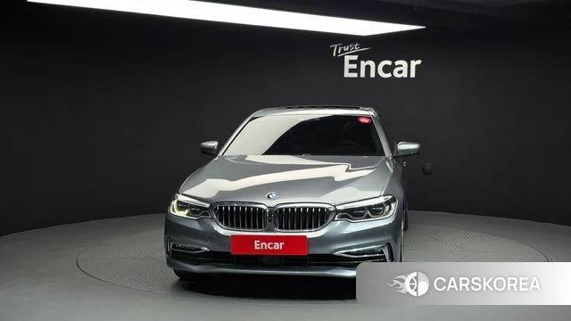 BMW 5 Series (G30) id 3861715 из Кореи 13