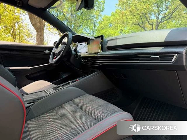 Volkswagen Golf GTI id 4240972 из Китая 9