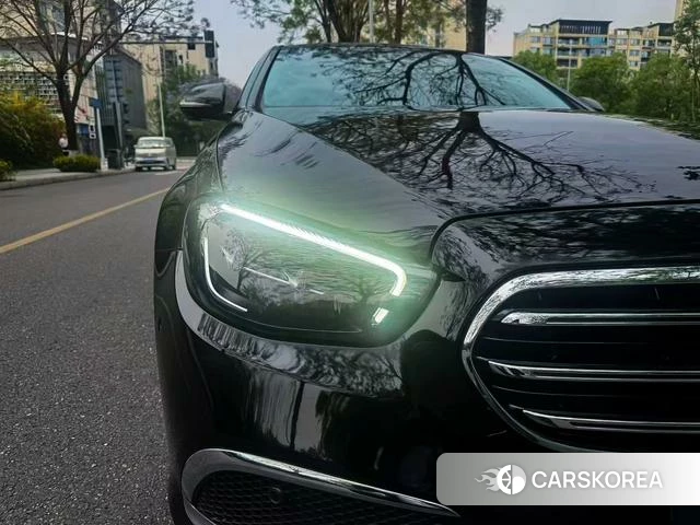 Mercedes-Benz E-class PHEV id 4265781 из Китая 16