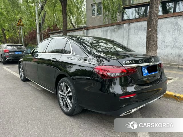 Mercedes-Benz E-class 2022 Черный из Китая, фото 3