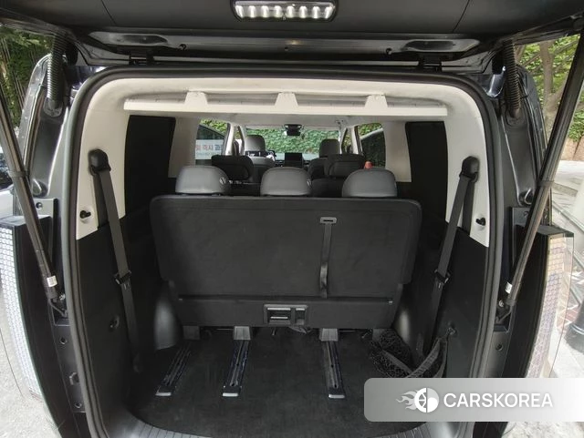 Hyundai Staria 2023 Черный из Кореи, фото 3