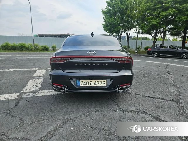 Hyundai The New Grandeur IG id 4423763 из Кореи 13