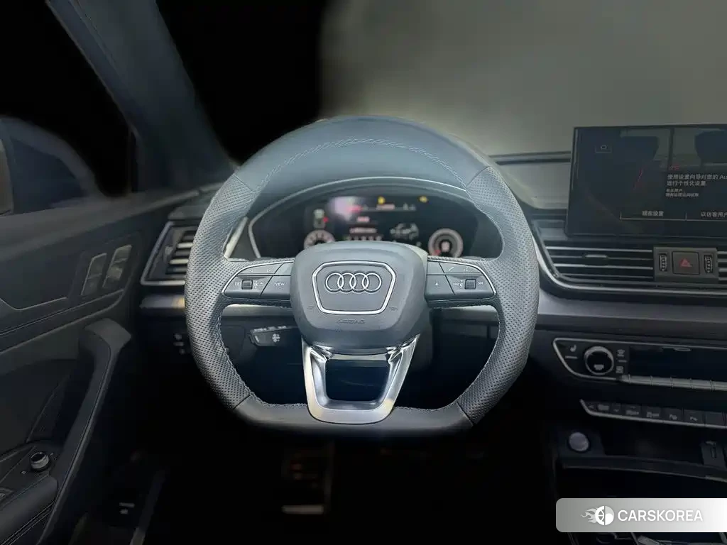 Audi Q5L id 4679651 из Китая 9
