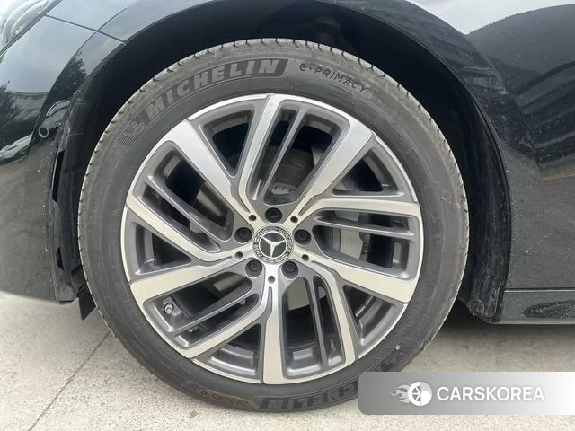 Mercedes-Benz E-class 2024 Черный из Китая, фото 3