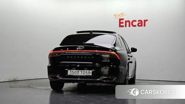 Hyundai The New Grandeur IG id 4619968 из Кореи 23