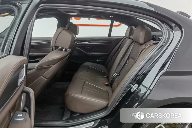 BMW 5 series PHEV id 4256912 из Китая 17