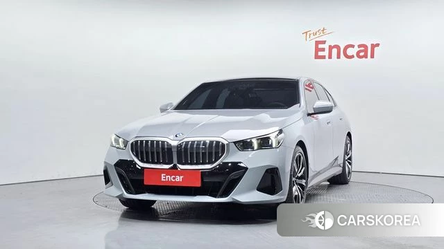 BMW 5 Series (G60) id 4578395 из Кореи 13