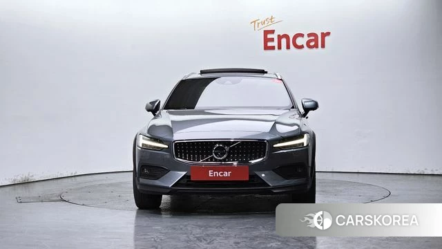 Volvo V60 Cross-Country 2nd Generation id 3879212 из Кореи 13