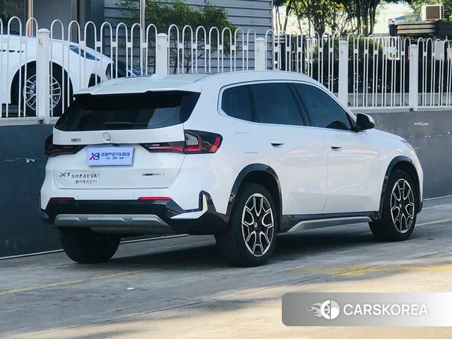 BMW X1 id 4299618 из Китая 12