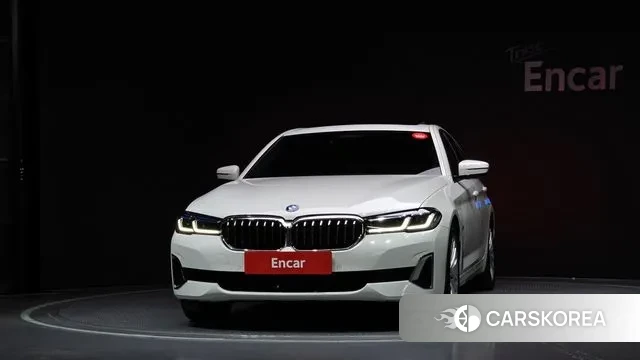 BMW 5 Series (G30) id 2989460 из Кореи 13