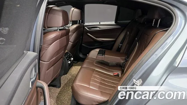 BMW 5 Series (G30) id 2701425 из Кореи 13