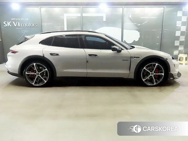 Porsche Taycan id 4533675 из Кореи 13