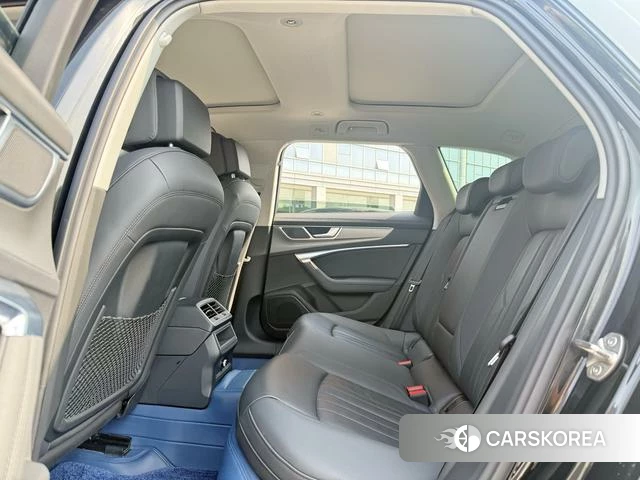 Audi A6 (import) 2022 Черный из Китая, фото 5