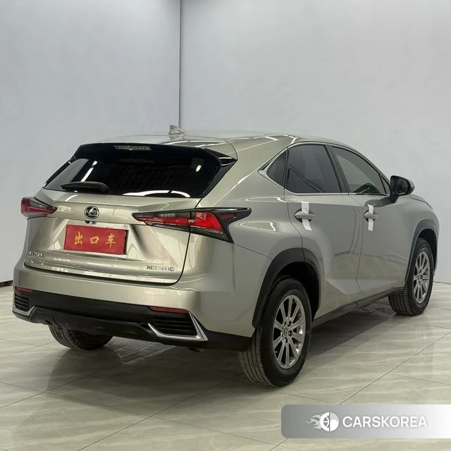 Lexus NX id 4259230 из Китая 17