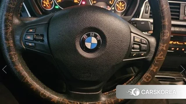 BMW 3 Series (F30) 2018 Белый из Кореи, фото 3