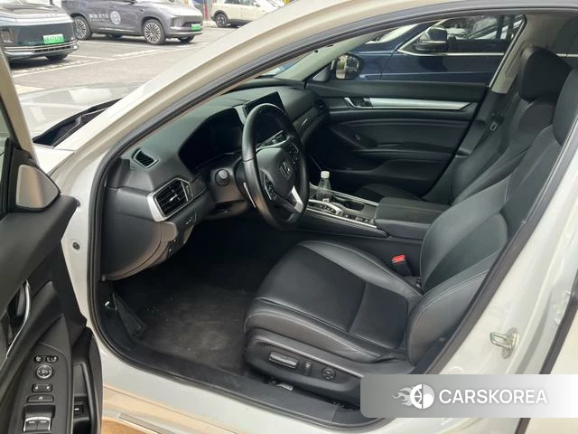 Honda Accord id 4279351 из Китая 23