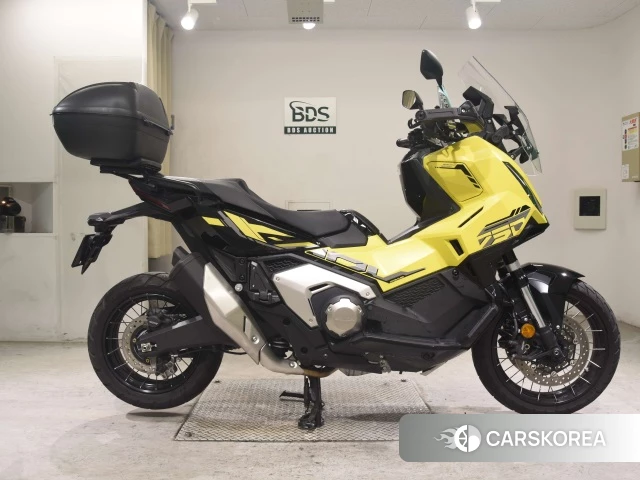 Проданный Honda X-ADV 750 2025 из Японии