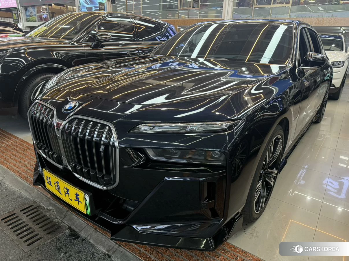 BMW i7 id 4426917 из Китая 10