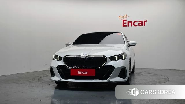 BMW 5 Series (G60) id 4559988 из Кореи 13