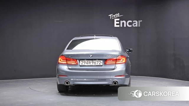BMW 5 Series (G30) id 4530458 из Кореи 23