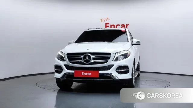 Mercedes-Benz GLE - Class W166 id 3330629 из Кореи 13