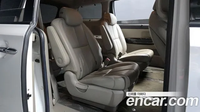 Kia The New Carnival id 2634216 из Кореи 13