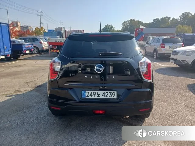 Ssangyong Berry New Tivoli 2022 Черный из Кореи, фото 3