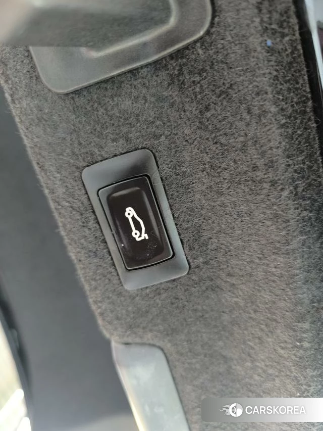 Audi A6L id 4273433 из Китая 10