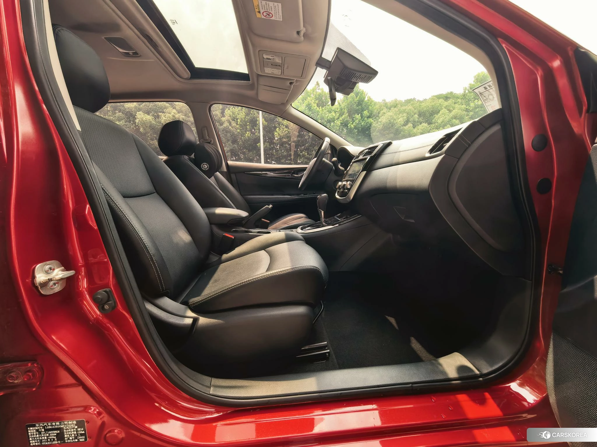 Nissan TIIDA 2020 Красный из Китая, фото 3