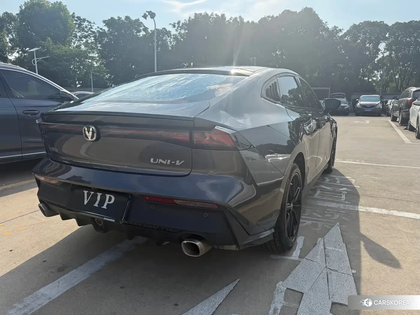 Chang'an UNI-V 2023 Silver/gray из Китая, фото 4