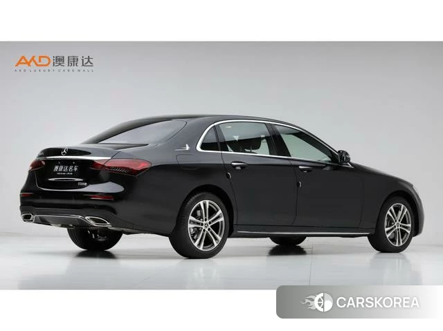 Mercedes-Benz E-class 2023 Черный из Китая, фото 3