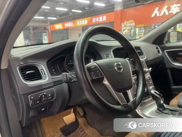 Volvo S60 id 4208314 из Китая 14