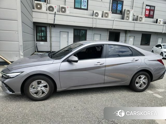 Hyundai The New Avante (CN7) 2024 Серебристо-серый из Кореи, фото 6