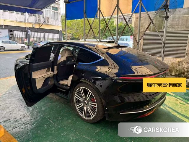 Weilai ET9 2025 Черный из Китая, фото 3