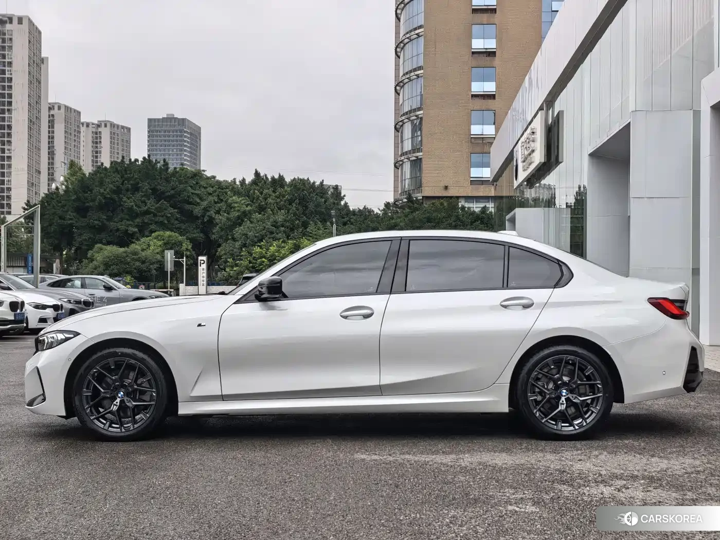 BMW 3 series id 4629679 из Китая 15
