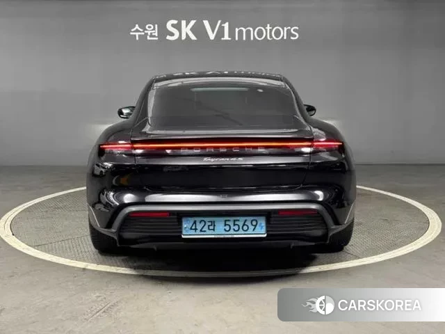 Porsche Taycan id 3059657 из Кореи 13