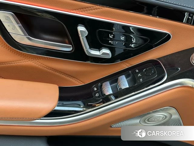 Mercedes-Benz Maybach S-class id 4198882 из Китая 21