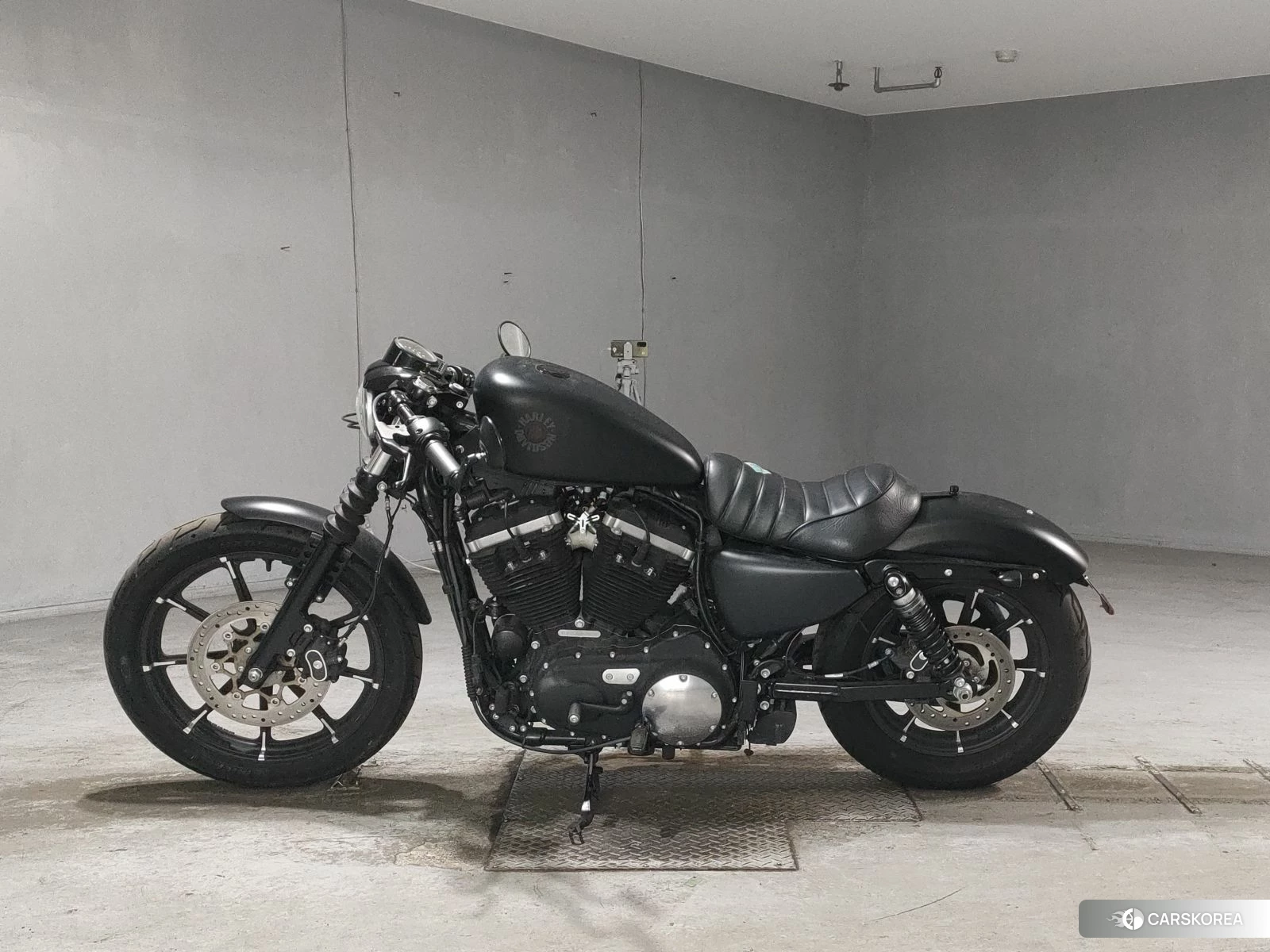 Harley-Davidson Sportster XL883N 2020 из Японии, фото 3