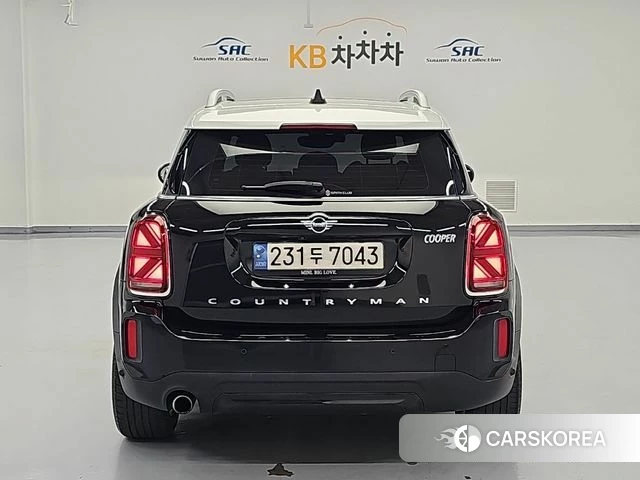 Mini Cooper Countryman 2021 Черный из Кореи, фото 3