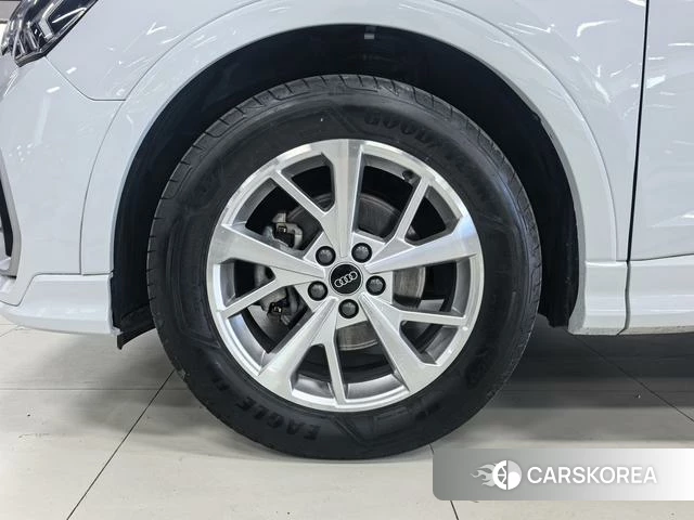 Audi Q3 Sportback id 4399996 из Китая 19