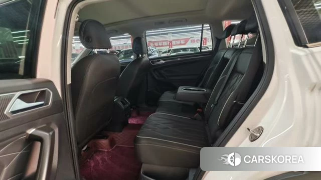 Volkswagen Tiguan L 2022 Белый из Китая, фото 3
