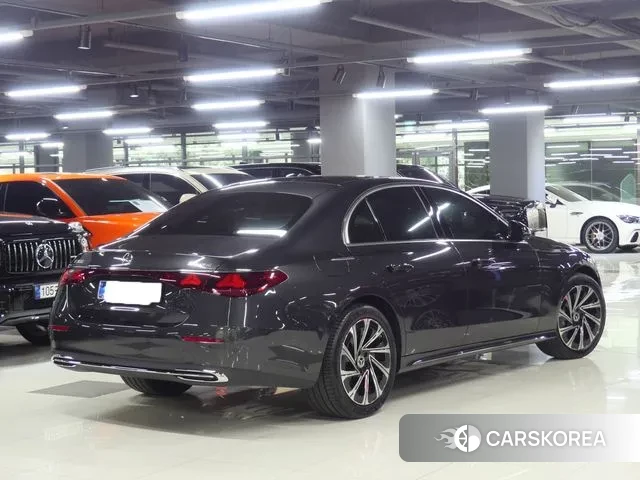 Mercedes-Benz E-Class W214 id 3431420 из Кореи 8