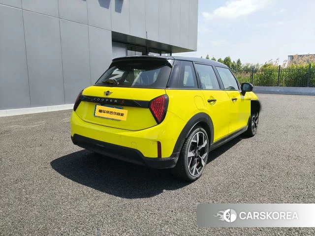 MINI MINI 2024 Желтый из Китая, фото 3