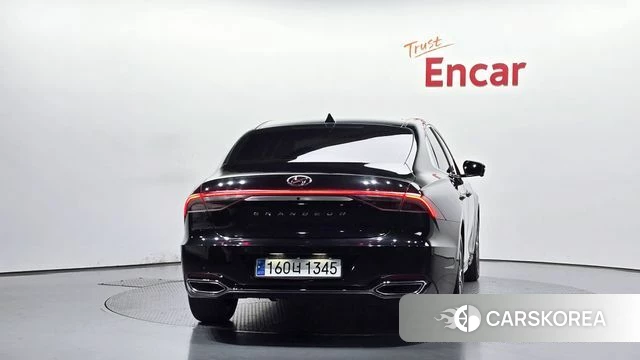 Hyundai The New Grandeur IG id 4284650 из Кореи 23