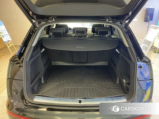 Audi Q5L id 4298040 из Китая 9